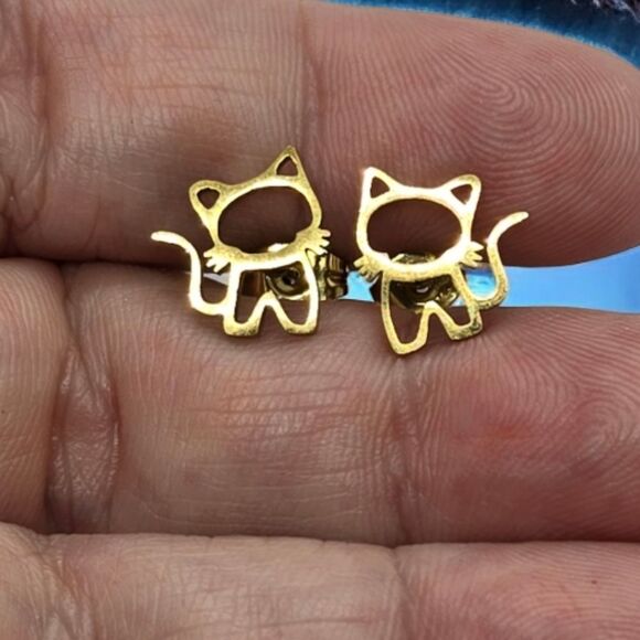 Cat Gold Plated Stainless Steel Earrings Pierced Ears Studs Cat Mom Lady Gift - Picture 6 of 7